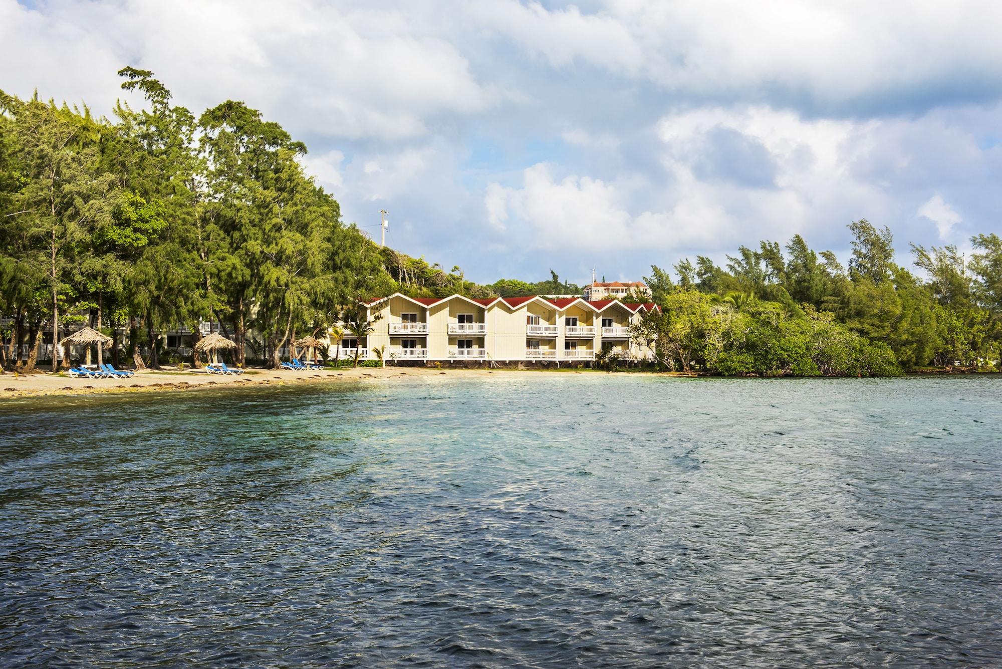 Fantasy Island Beach Resort And Marina First Bight Exterior photo