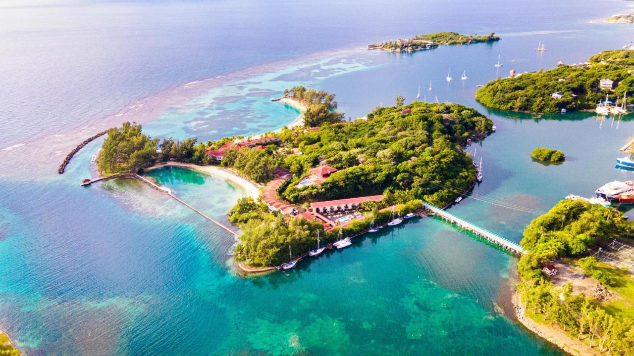 Fantasy Island Beach Resort And Marina First Bight Exterior photo