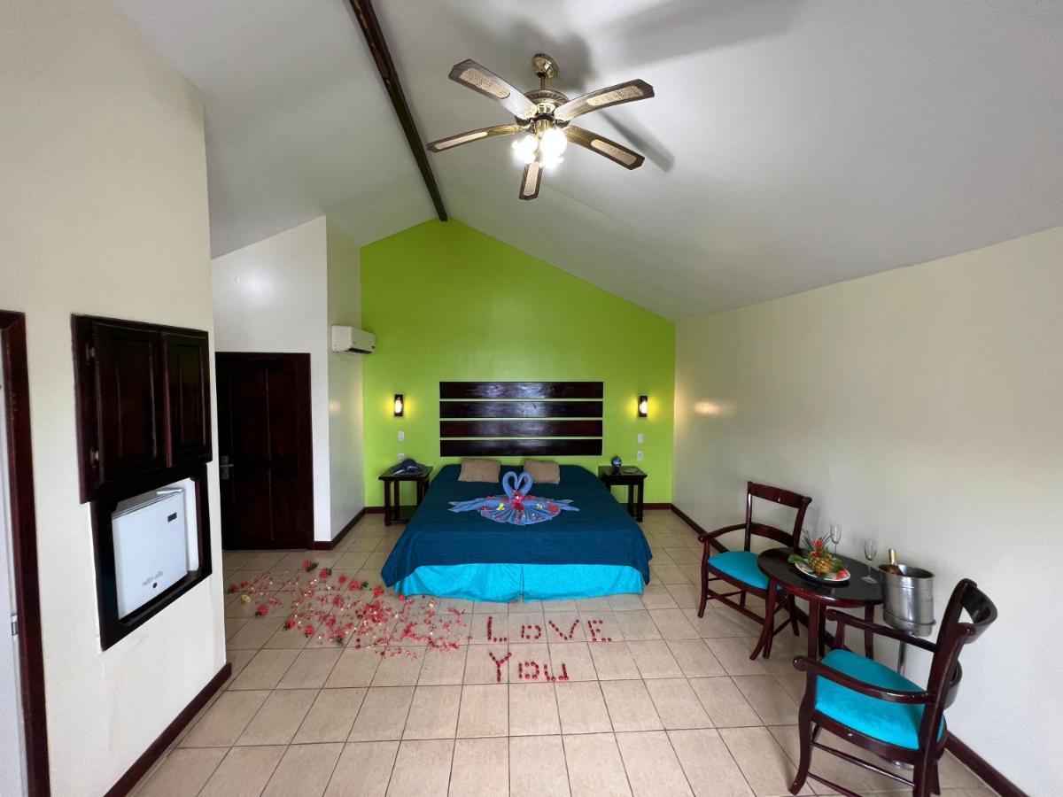 Fantasy Island Beach Resort And Marina First Bight Exterior photo