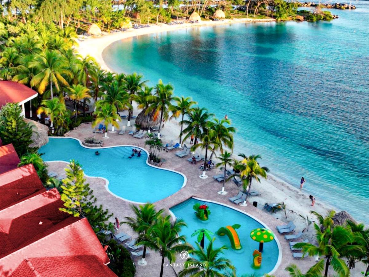 Fantasy Island Beach Resort And Marina First Bight Exterior photo